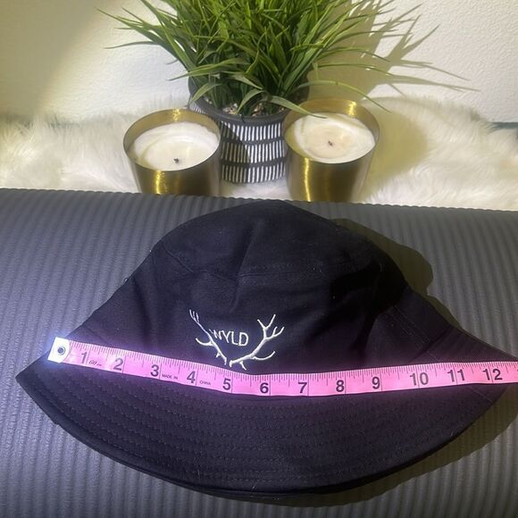 WYLD Bucket Hat OS Black - Picture 7 of 11